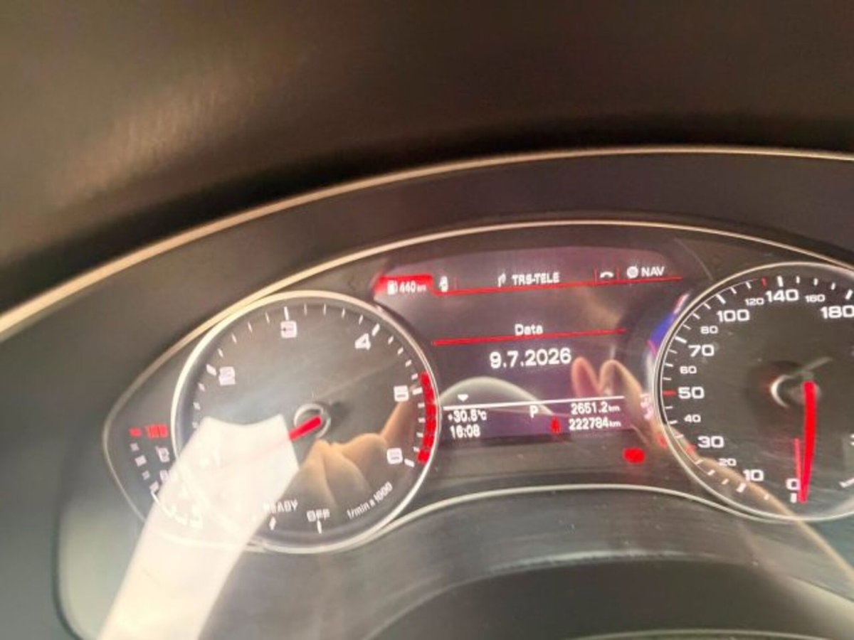 Audi A6 2.0 TDI 190 CV S tronic quattro edition (15)
