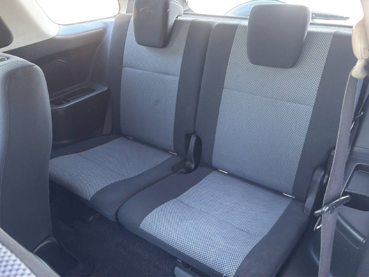 Suzuki Grand Vitara 1.9 DDiS 3 porte Offroad (12)