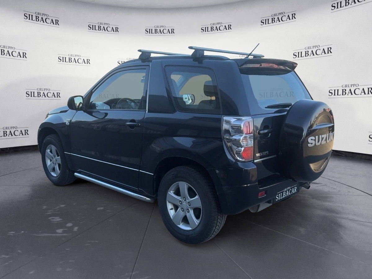 Suzuki Grand Vitara 1.9 DDiS 3 porte Offroad (3)