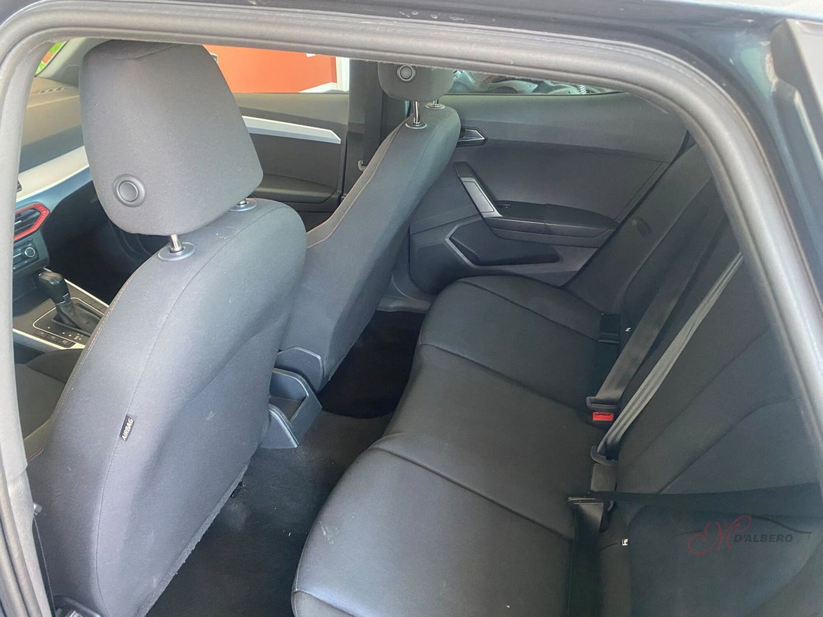 SEAT Arona 1.0 EcoTSI 110 CV DSG FR (9)