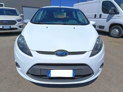 Ford Fiesta 1.4 TDCi 68CV 5 porte Titanium (3)
