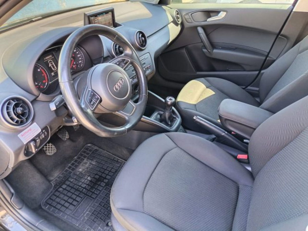 Audi A1 Sportback 1.0 TFSI ultra Sport (9)