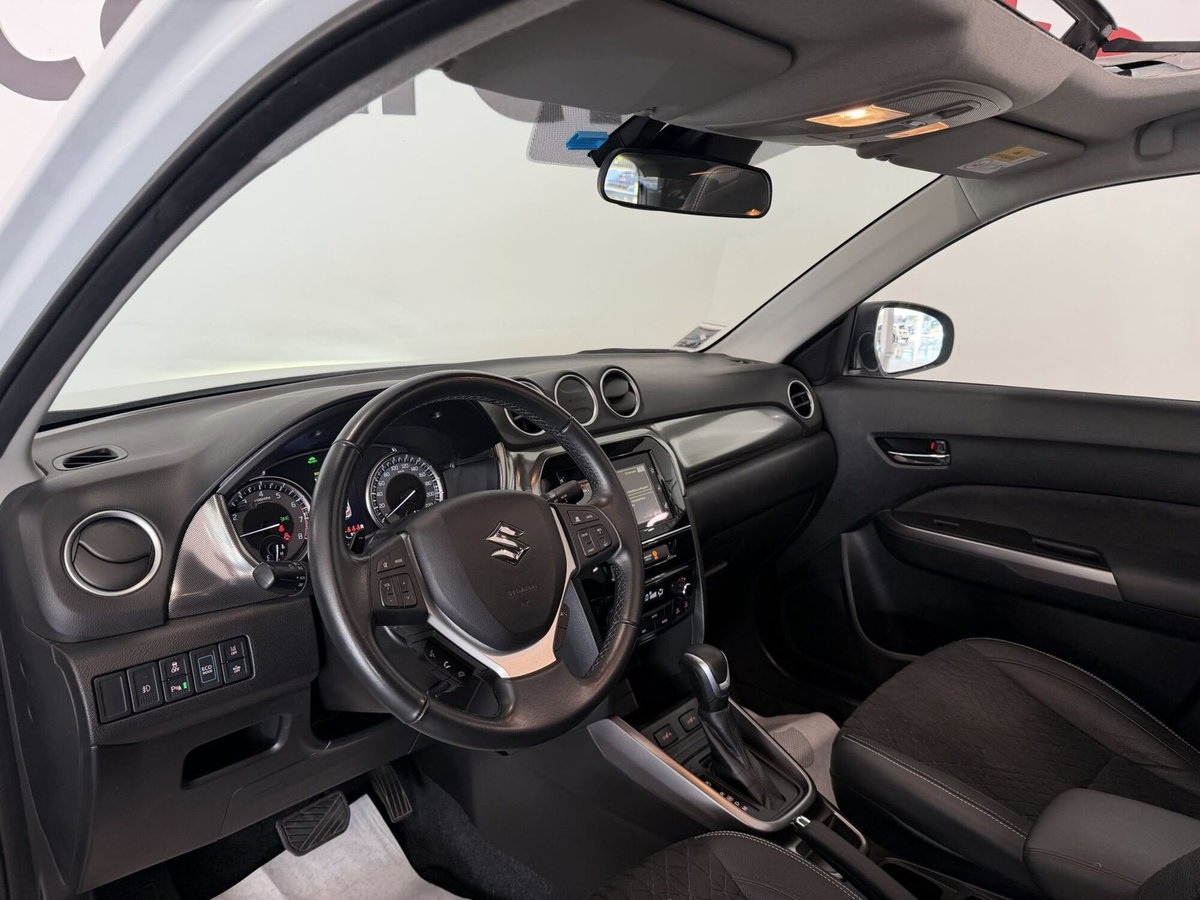 Suzuki Vitara 1.4 Boosterjet A/T Starview (14)