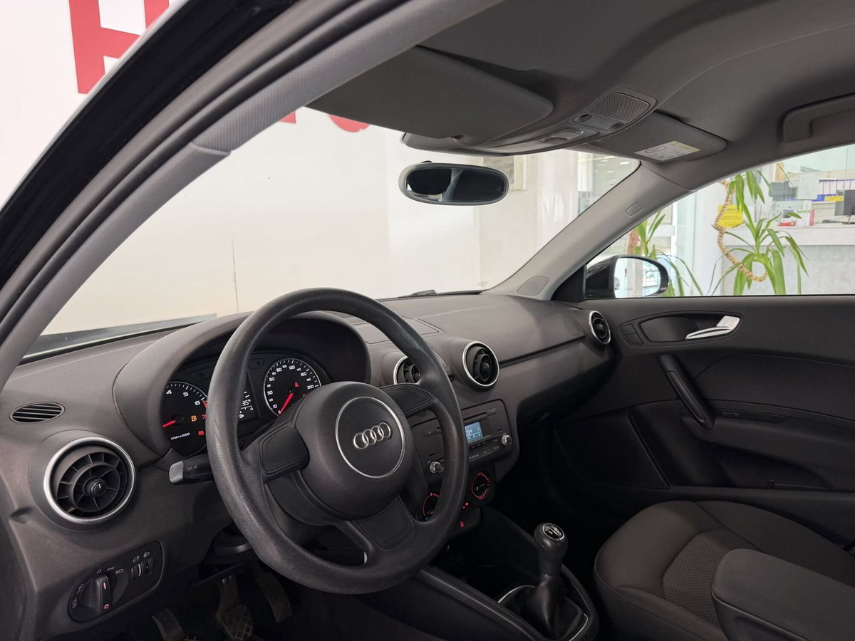 Audi A1 Sportback 1.4 TFSI 125 CV Metal (11)