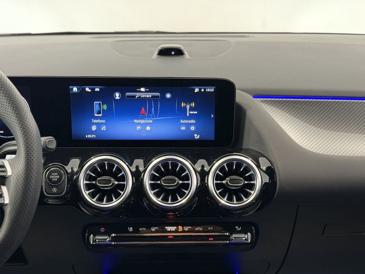 Mercedes-Benz GLA SUV 180 AMG Line Advanced Plus Digital Edition auto (11)
