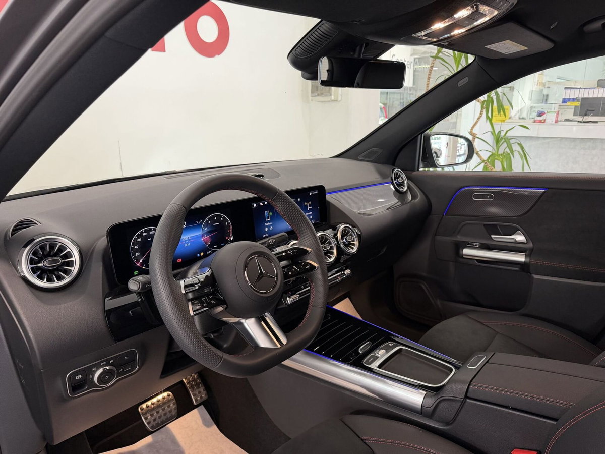 Mercedes-Benz GLA SUV 180 AMG Line Advanced Plus Digital Edition auto (14)