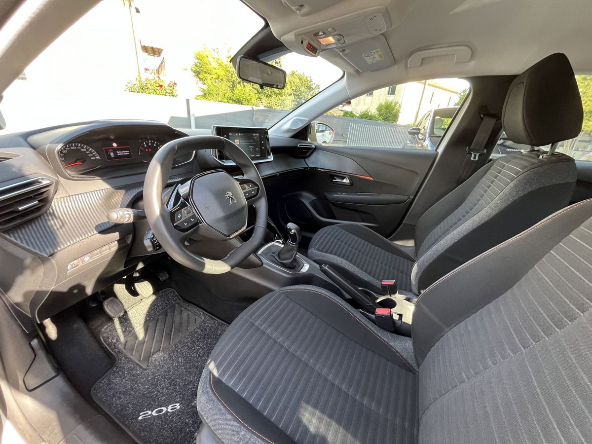 Peugeot 208 PureTech 75 Stop&Start 5 porte Active (9)