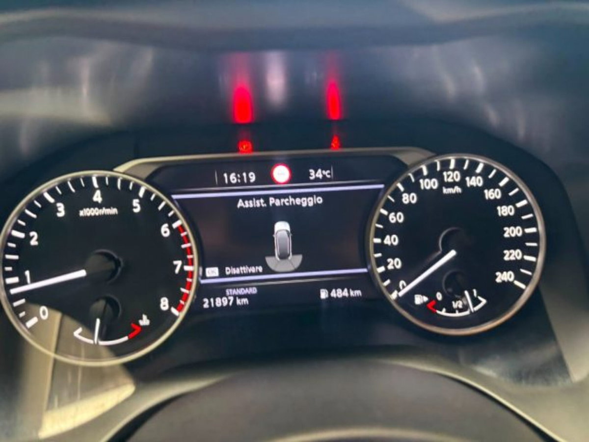 Nissan Qashqai 1.3 mhev Acenta 2wd 140cv (11)