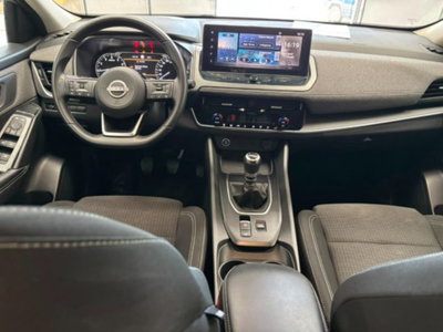 Nissan Qashqai 1.3 mhev Acenta 2wd 140cv (9)