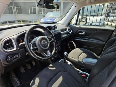 Jeep Renegade 2.0 Mjt 140CV 4WD Active Drive Limited (7)