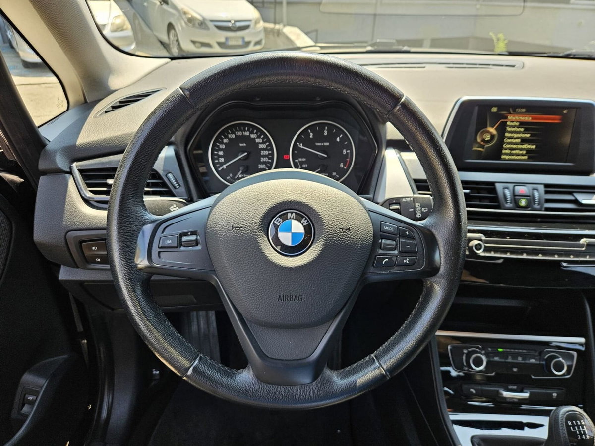 BMW Serie 2 Active Tourer 214d  Luxury (14)