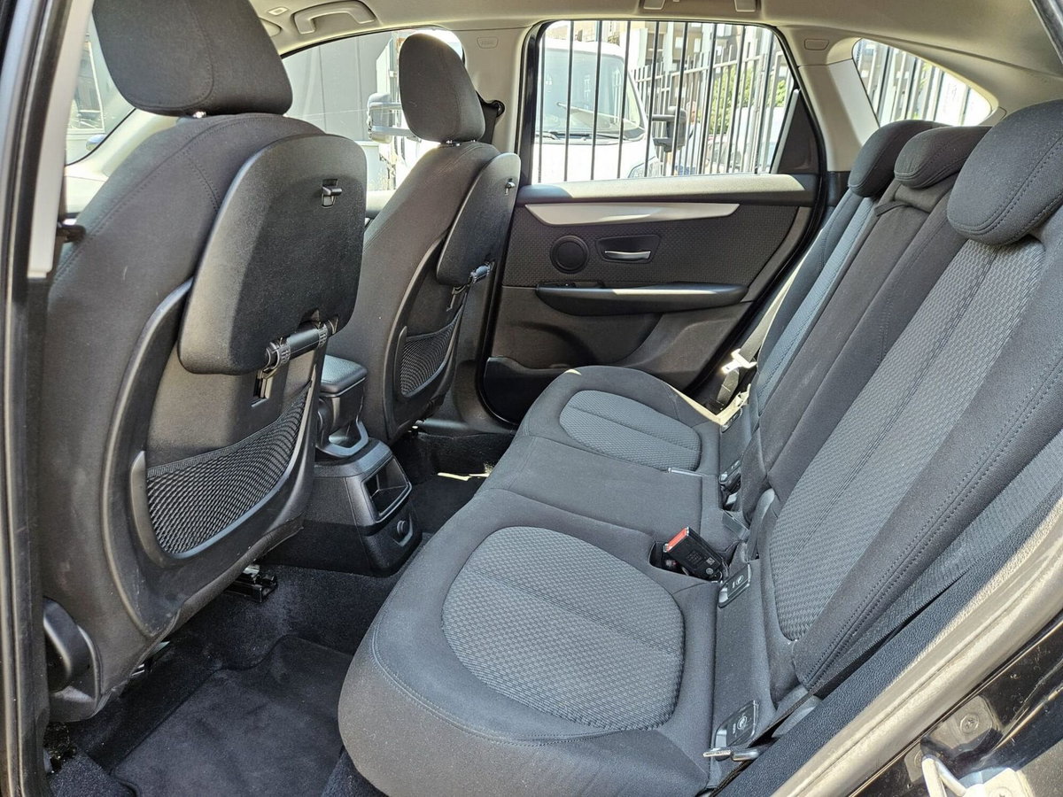 BMW Serie 2 Active Tourer 214d  Luxury (9)