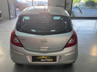 Opel Corsa 1.2 5 porte Club (10)