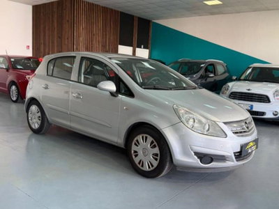 Opel Corsa 1.2 5 porte Club (5)
