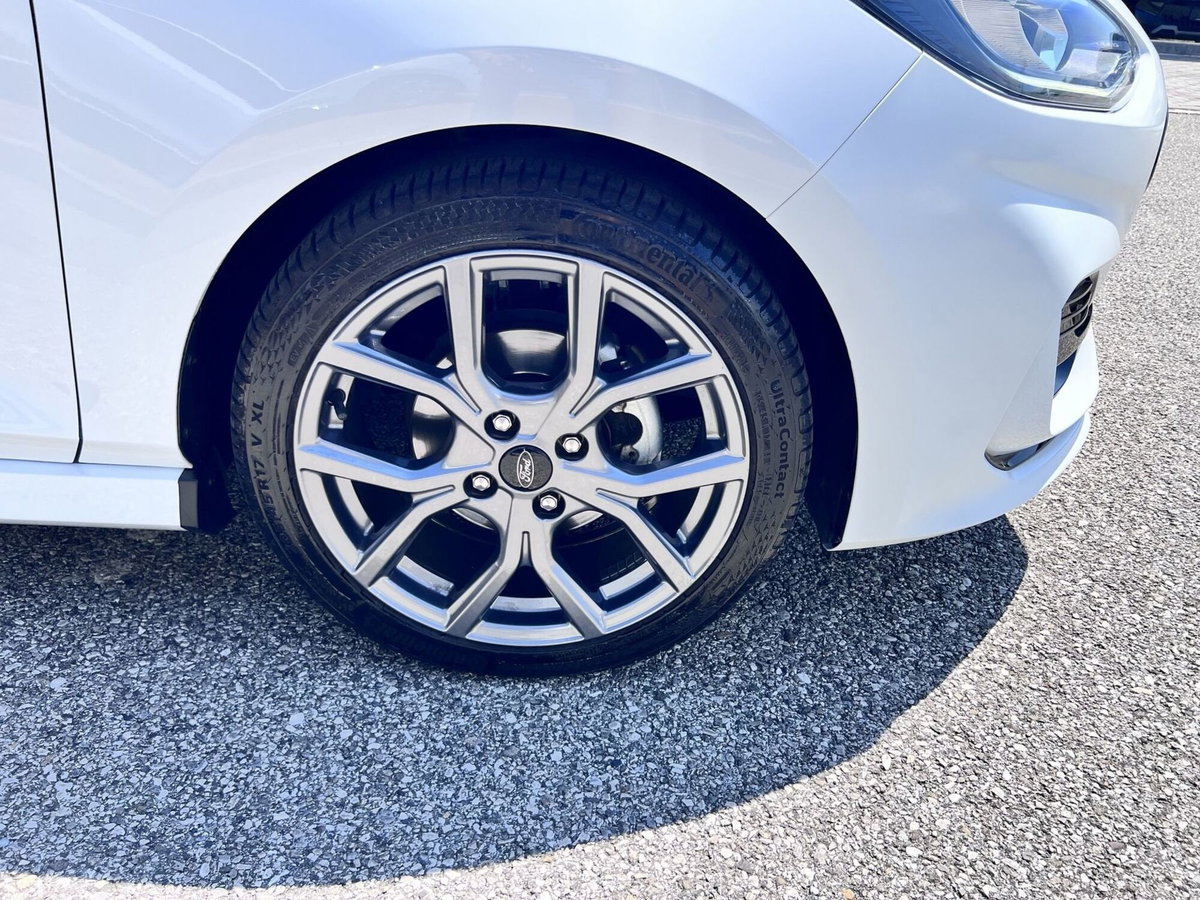 Ford Fiesta 1.0 Ecoboost Hybrid 125 CV DCT 5 porte ST-Line (16)