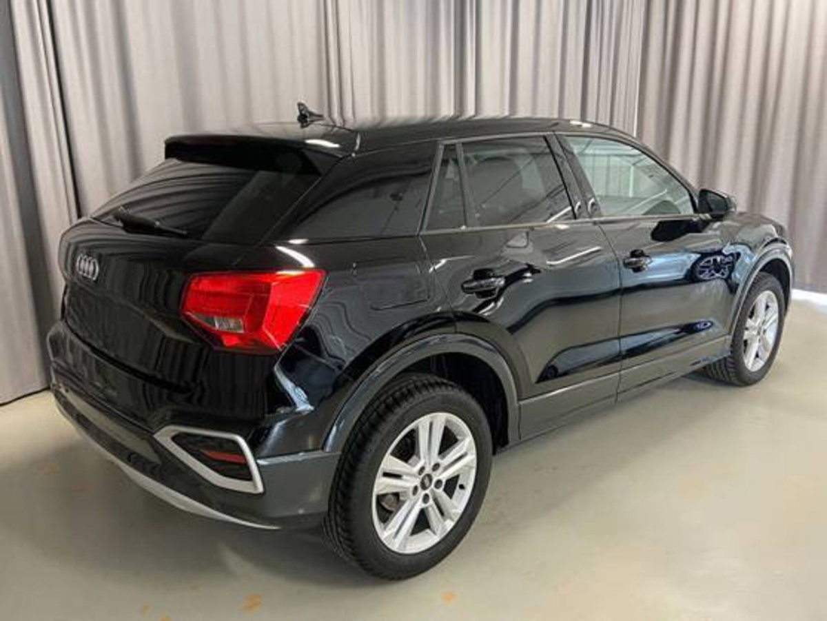 Audi Q2 35 1.5 tfsi Business Advanced s-tronic (2)