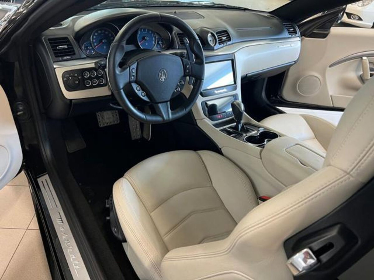 Maserati Granturismo GranTurismo 4.7 V8 Sport (10)