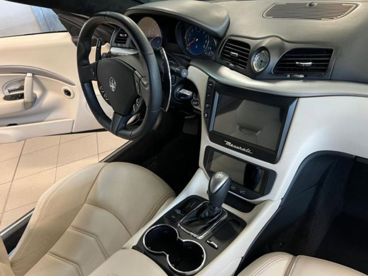 Maserati Granturismo GranTurismo 4.7 V8 Sport (15)