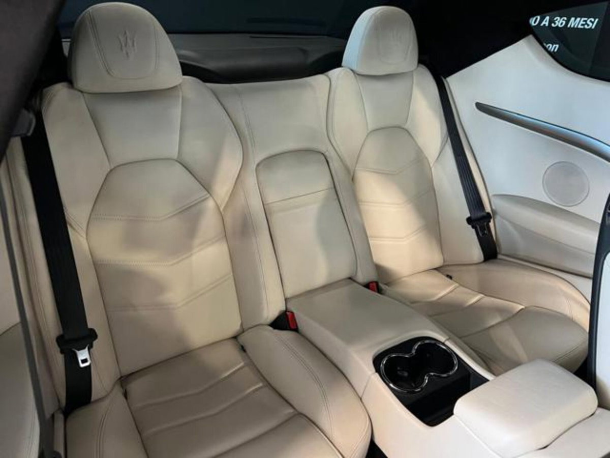 Maserati Granturismo GranTurismo 4.7 V8 Sport (18)