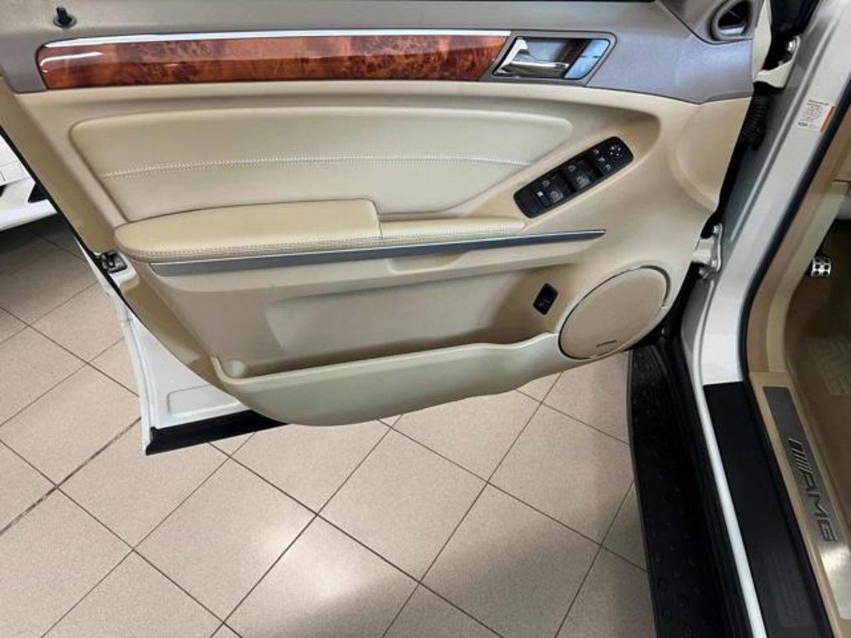 Mercedes-Benz Classe ML 63 AMG V-Max (8)