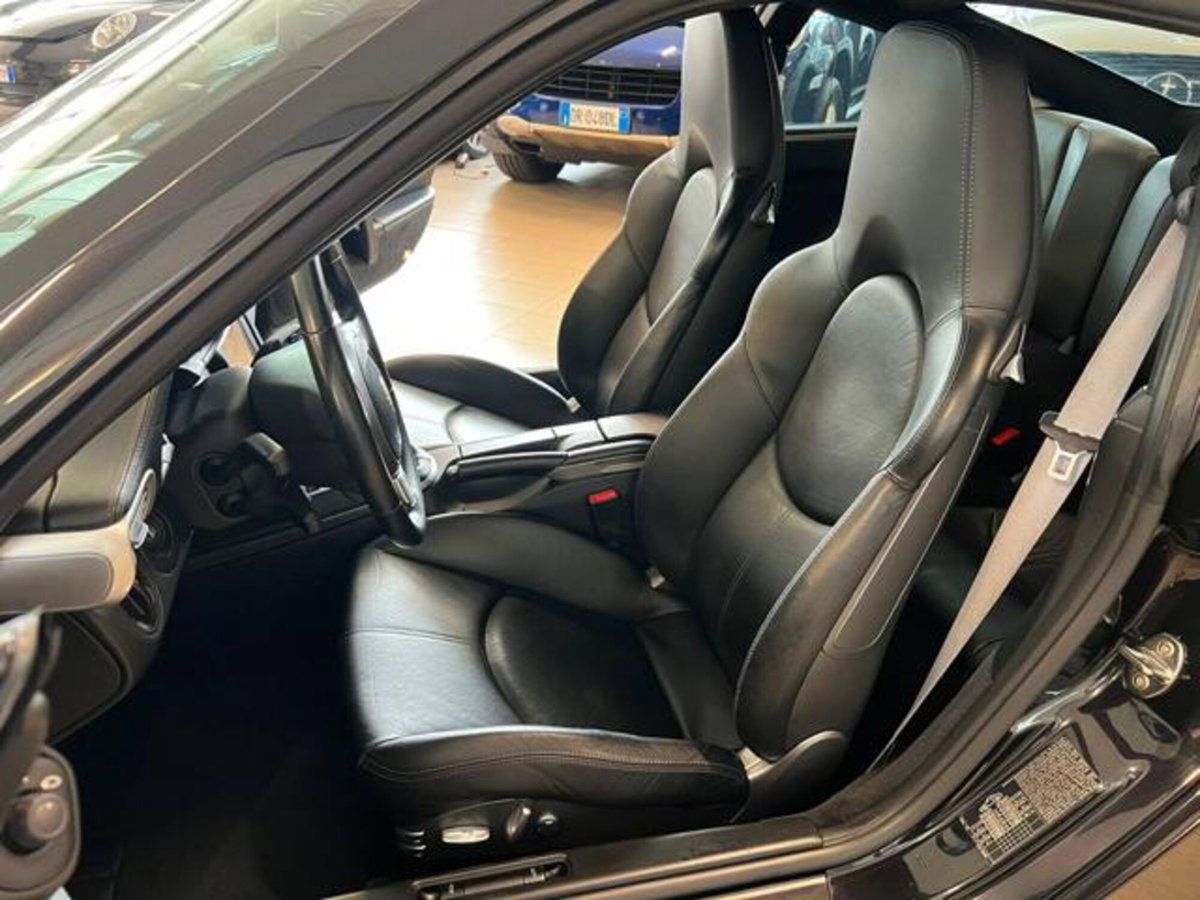Porsche 911 Coupé Carrera 4S (12)