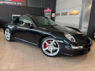 Porsche 911 Coupé Carrera 4S (2)