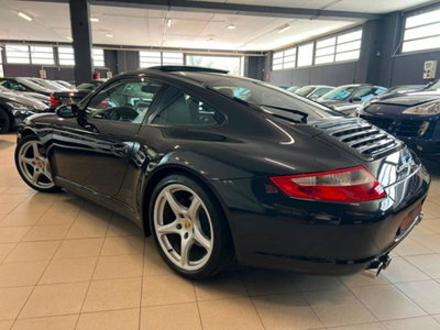 Porsche 911 Coupé Carrera 4S (5)