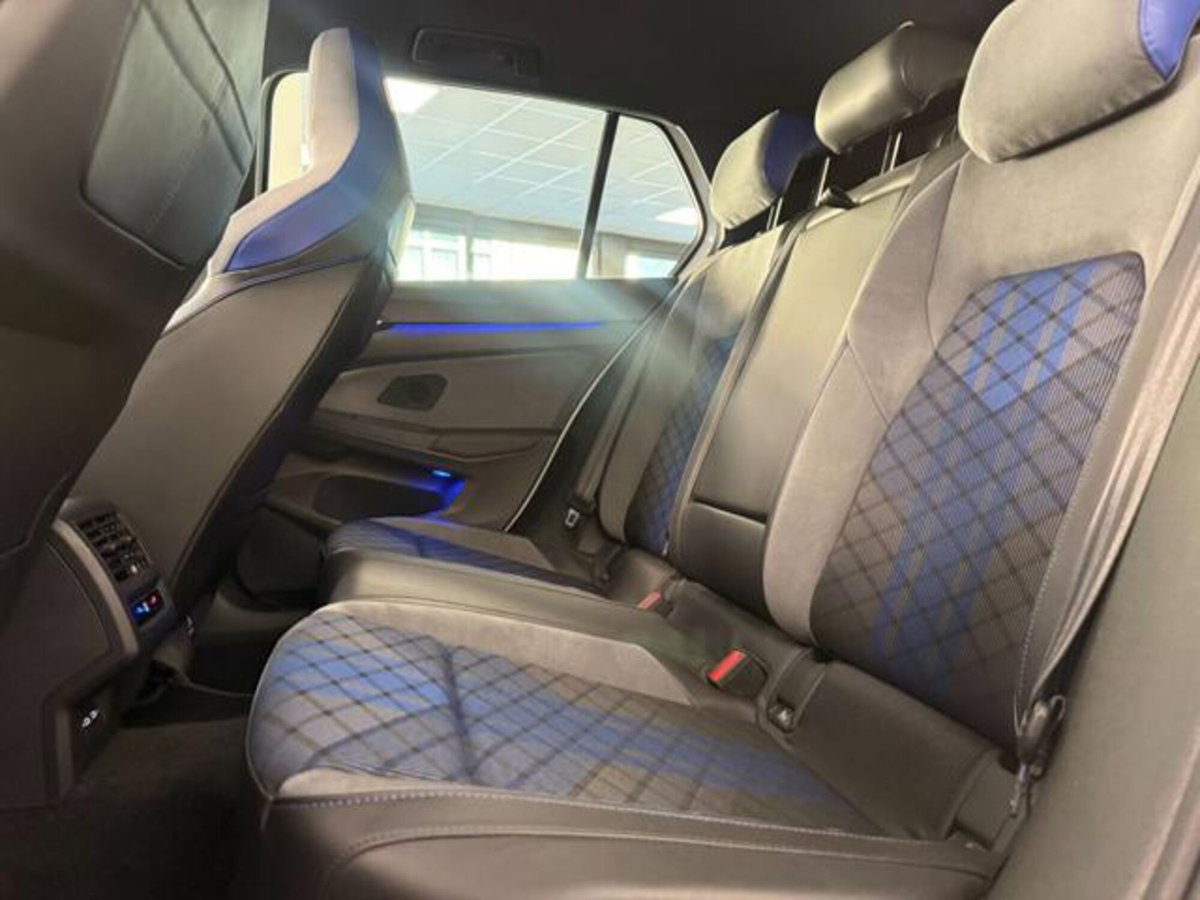 Volkswagen Golf 2.0 TSI R DSG 4Motion (13)