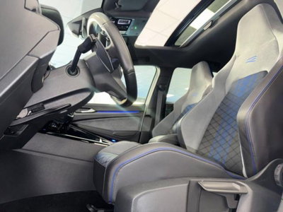 Volkswagen Golf 2.0 TSI R DSG 4Motion (3)