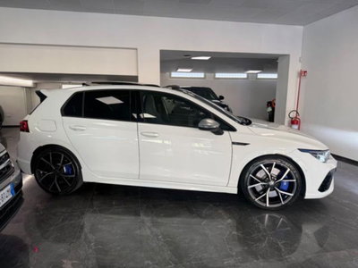 Volkswagen Golf 2.0 TSI R DSG 4Motion (9)