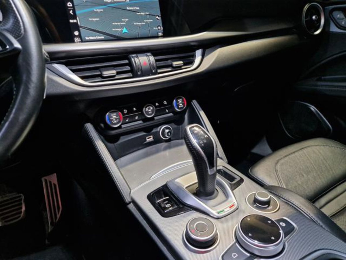 Alfa Romeo Stelvio Stelvio 2.2 Turbodiesel 210 CV AT8 Q4 Veloce (11)