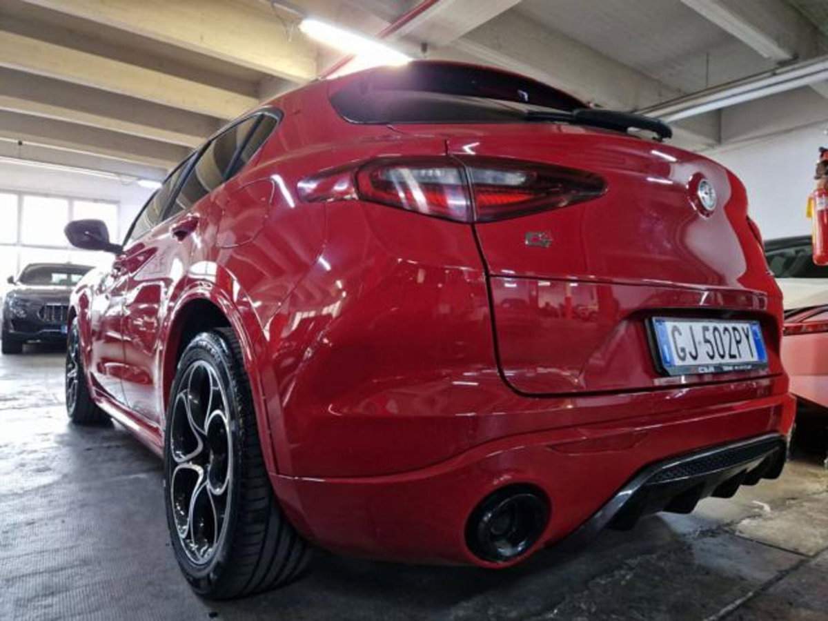 Alfa Romeo Stelvio Stelvio 2.2 Turbodiesel 210 CV AT8 Q4 Veloce (19)