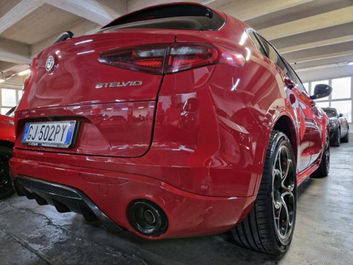 Alfa Romeo Stelvio Stelvio 2.2 Turbodiesel 210 CV AT8 Q4 Veloce (3)