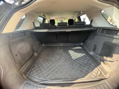 Land Rover Discovery Sport 2.0 TD4 150 CV HSE Luxury (15)