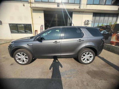 Land Rover Discovery Sport 2.0 TD4 150 CV HSE Luxury (8)