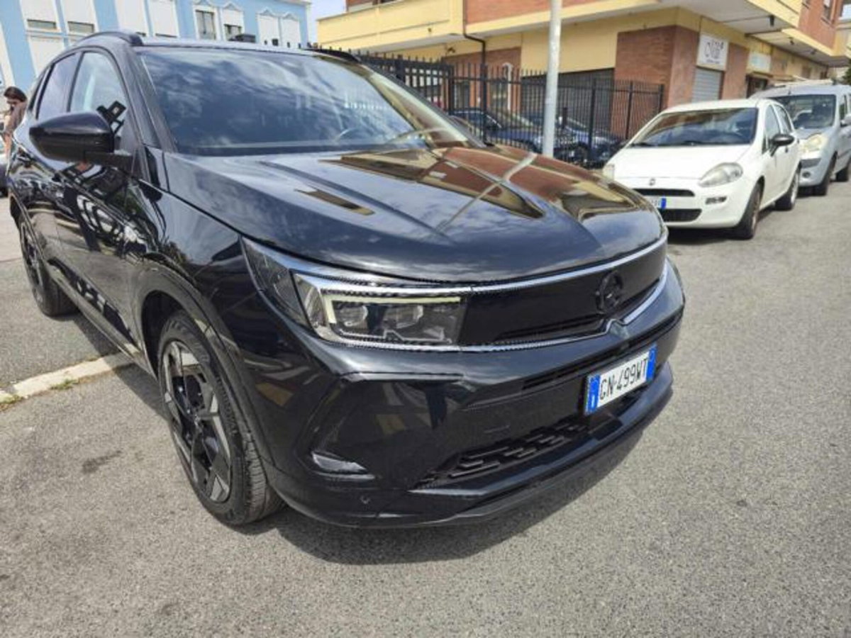 Opel Grandland 1.6 phev Edition fwd 225cv auto (2)