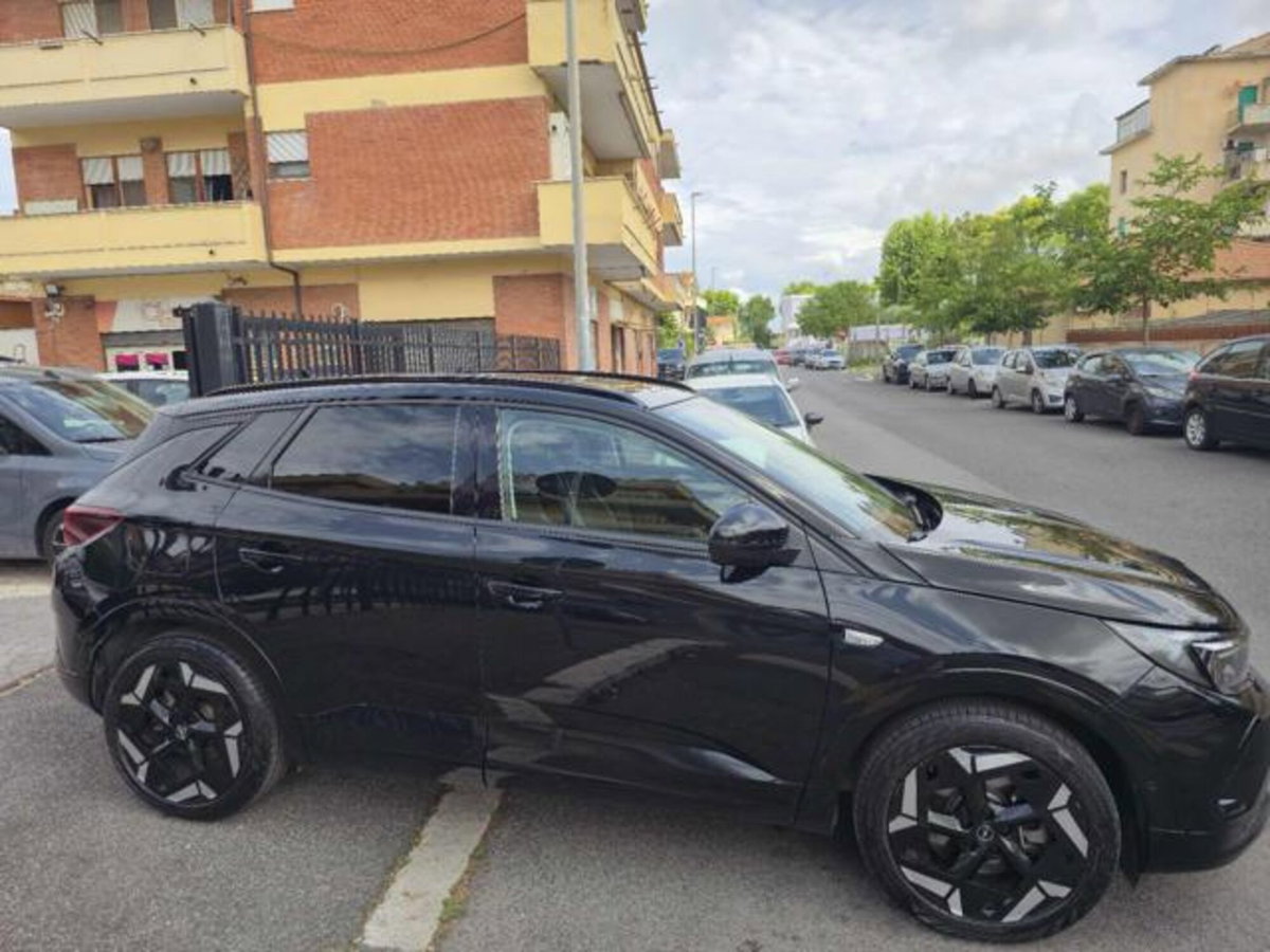 Opel Grandland 1.6 phev Edition fwd 225cv auto (9)
