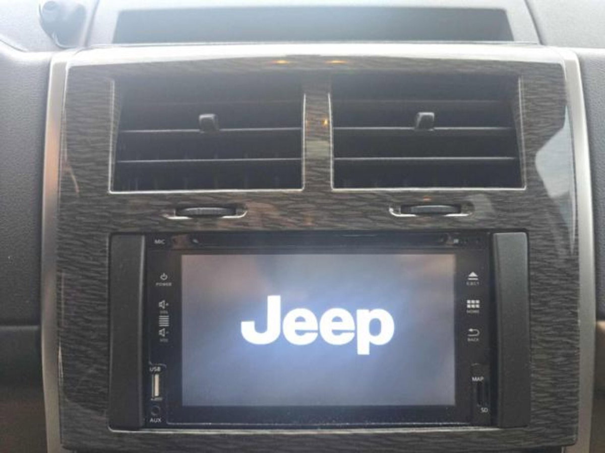 Jeep Cherokee 2.8 CRD DPF Limited Auto (13)
