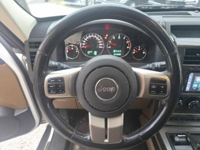 Jeep Cherokee 2.8 CRD DPF Limited Auto (15)
