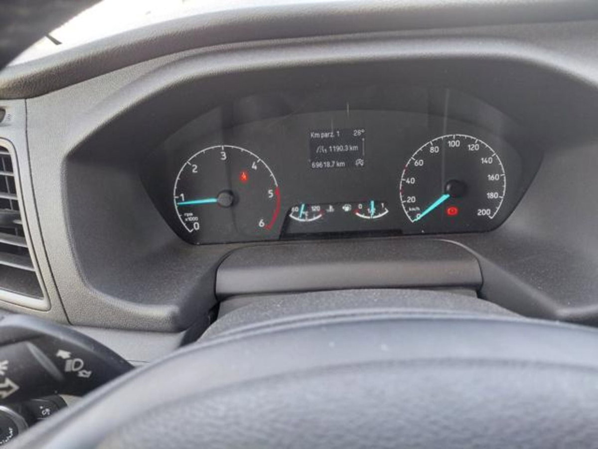 Ford Transit Furgone 350 2.0TDCi EcoBlue 130CV PM-TM Combi Trend (10)