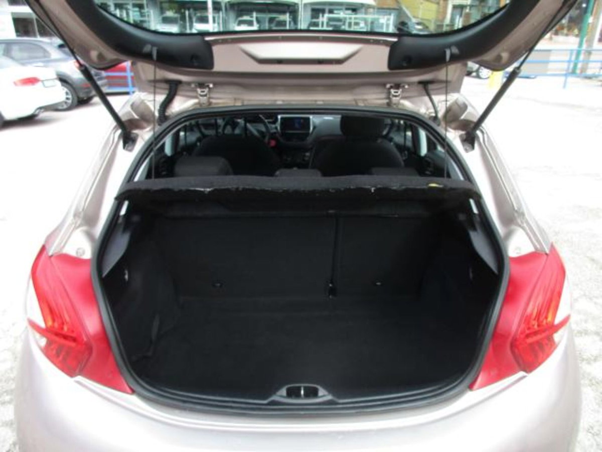 Peugeot 208 VTi 82 CV 5 porte Access (7)