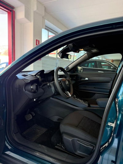 Alfa Romeo Junior 1.2 ibrida 145cv edct6 (13)