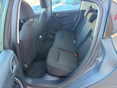 Peugeot 208 100 5 porte Allure (12)
