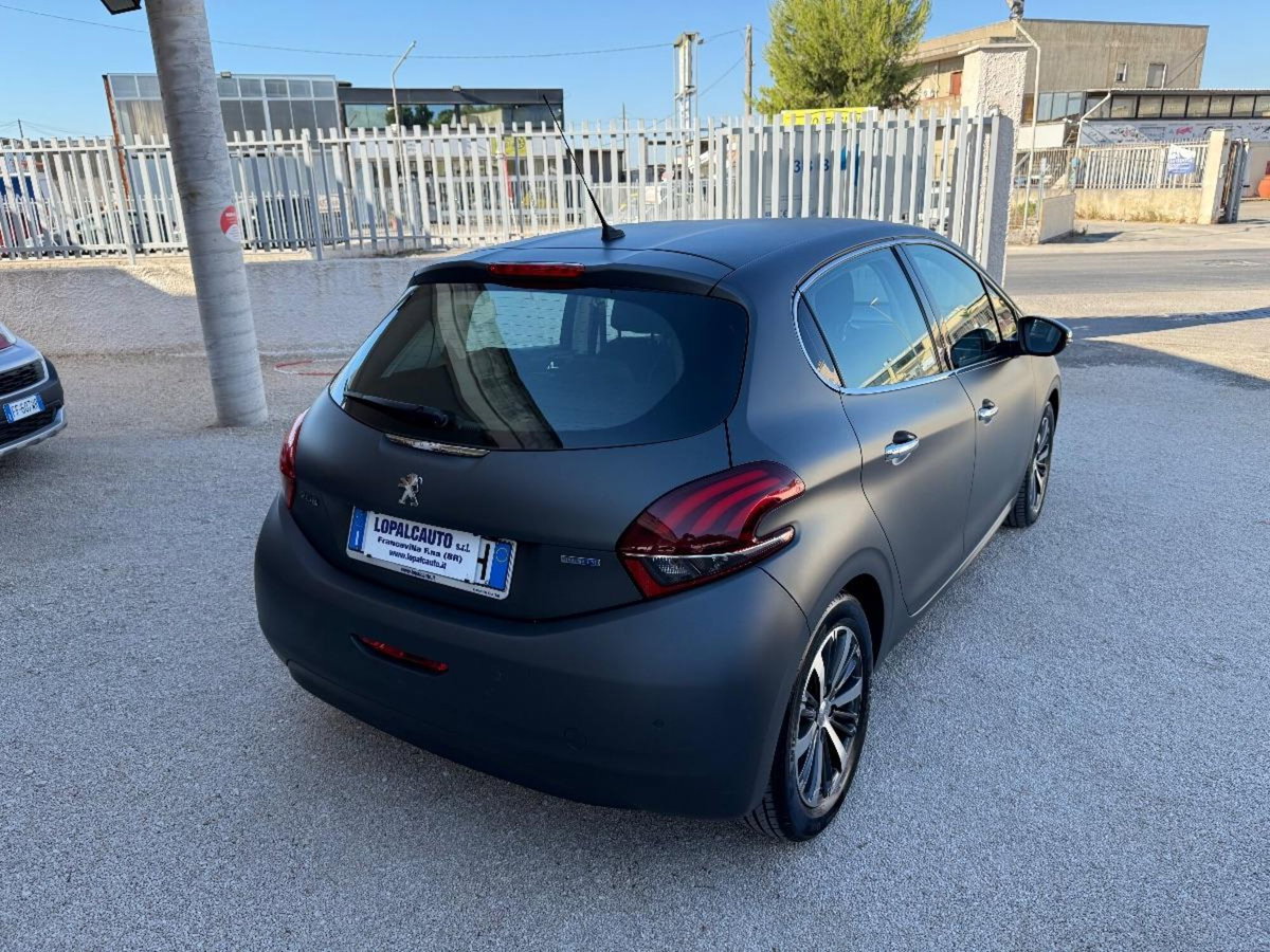 Peugeot 208 100 5 porte Allure (2)