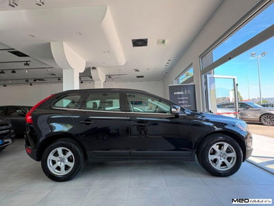 Volvo XC60 D3 Geartronic Momentum usata