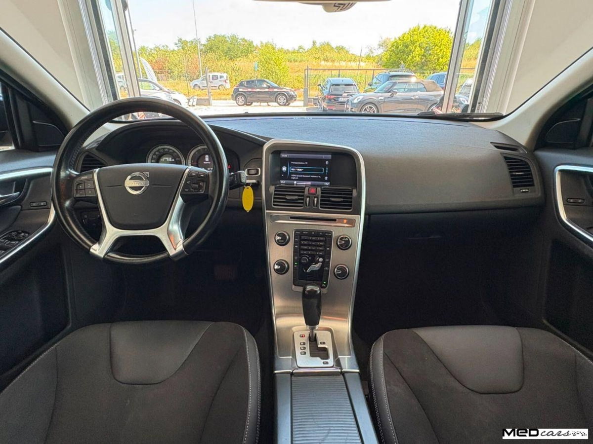 Volvo XC60 D3 Geartronic Momentum (15)