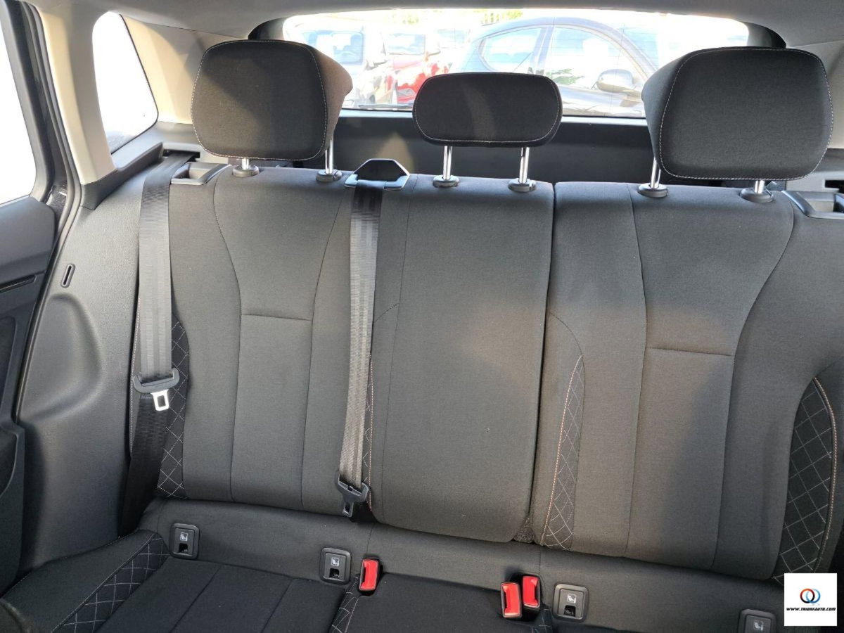 Skoda Kamiq 1.0 TSI 115 CV Style (11)