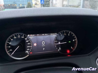 Land Rover Range Rover Velar 2.0D I4 204 CV R-Dynamic SE (16)