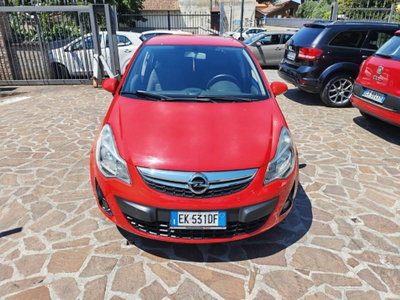 Opel Corsa 1.2 5 porte Cosmo (2)