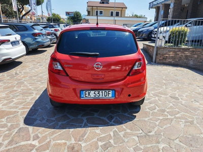 Opel Corsa 1.2 5 porte Cosmo (5)